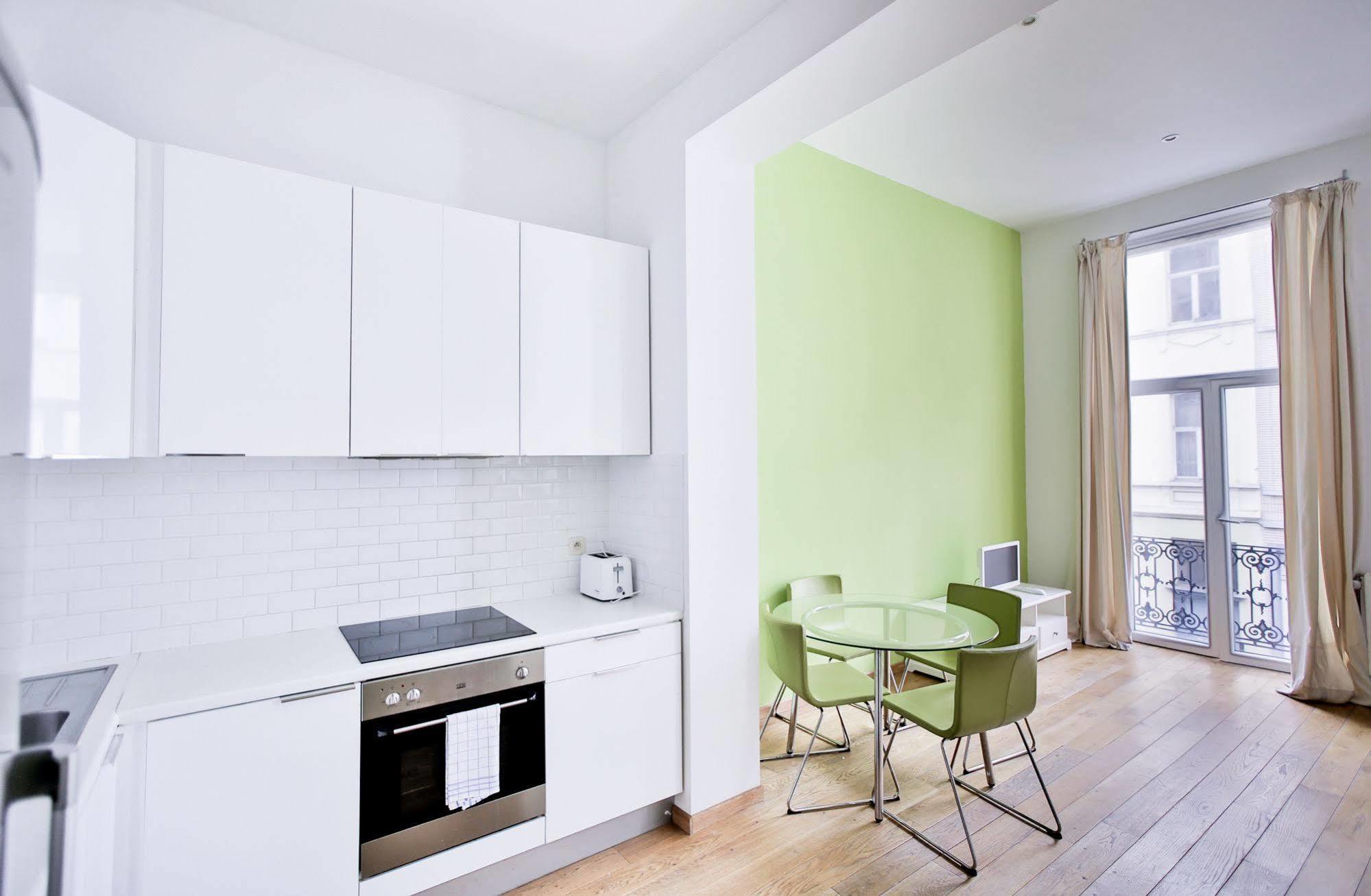 Louise Uptown Apartments Bruxelles Esterno foto